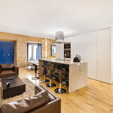 Street Loft Apartment